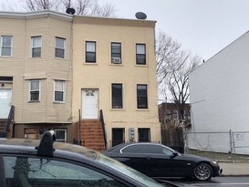 Home for Pre-foreclosure / auction Crown Heights, Brooklyn