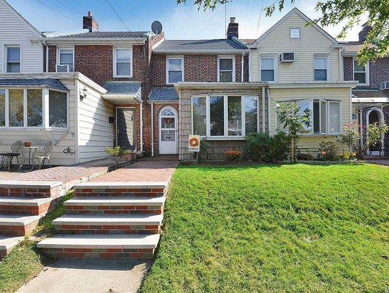 Single-family for Sale Auburndale, Queens