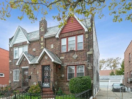 Single-family for Sale St Albans, Queens