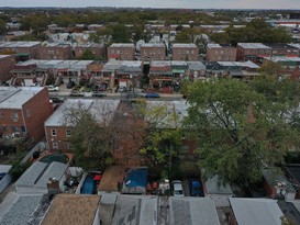 Home for Auction Old Mill Basin, Brooklyn