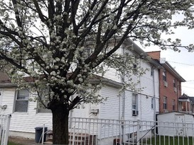 Home for Pre-foreclosure / auction Bayside, Queens