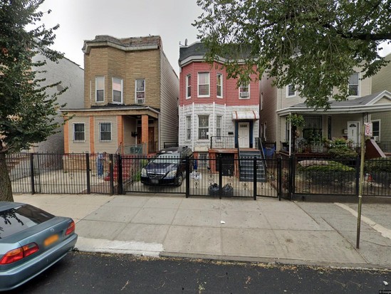 Multi-family for Pre-foreclosure East Tremont, Bronx