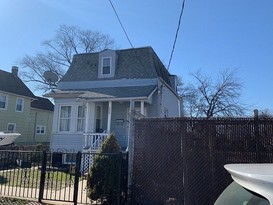 Home for Pre-foreclosure / auction West Brighton, Staten Island