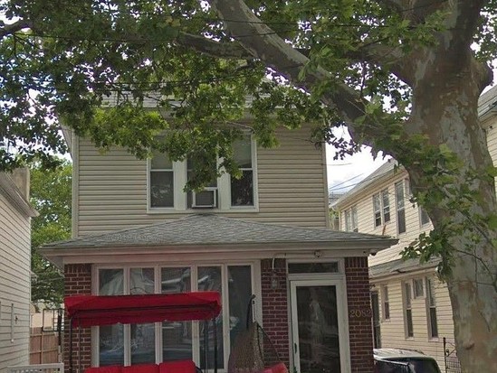 Single-family for Sale Sheepshead Bay, Brooklyn