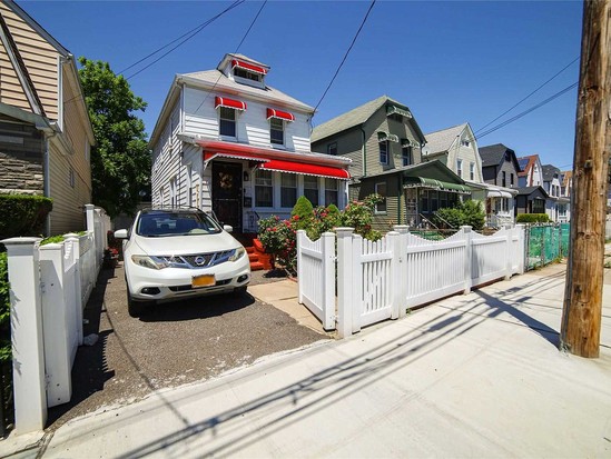 Single-family for Sale Queens Village, Queens