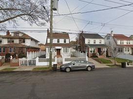 Home for Pre-foreclosure Queens Village, Queens