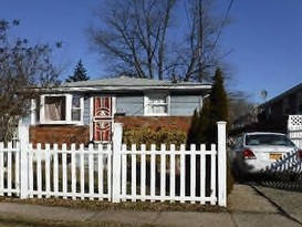 Home for Auction Arlington, Staten Island