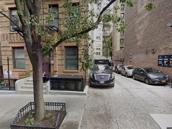 Condo for Pre-foreclosure / auction Upper West Side, Manhattan