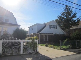 Home for Auction Far Rockaway, Queens