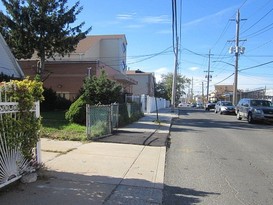 Home for Auction Far Rockaway, Queens