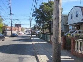 Home for Auction Far Rockaway, Queens