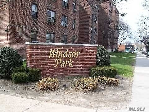 Condo for Sale Oakland Gardens, Queens