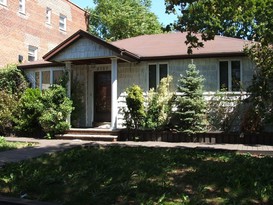 Home for Pre-foreclosure / auction Mill Basin, Brooklyn