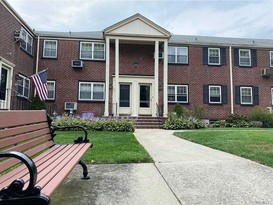 Home for Sale Oakland Gardens, Queens