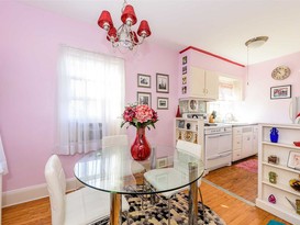 Home for Sale Auburndale, Queens