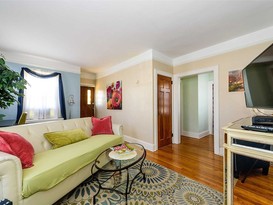 Home for Sale Auburndale, Queens