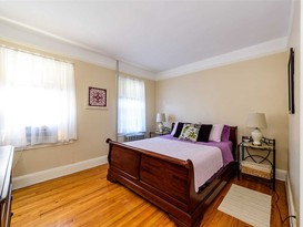 Home for Sale Auburndale, Queens