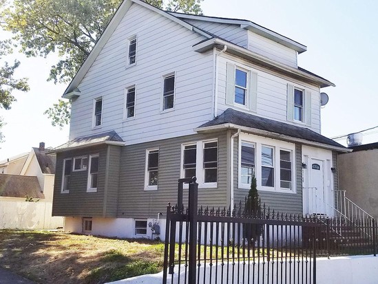 Single-family for Sale Mariners Harbor, Staten Island