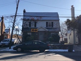 Home for Pre-foreclosure / auction Bayside, Queens