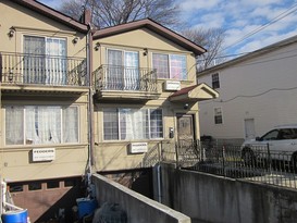 Home for Pre-foreclosure / auction Queens Village, Queens