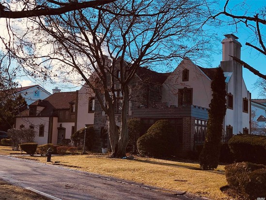 Single-family for Sale Bayside, Queens