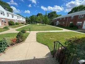 Home for Sale Oakland Gardens, Queens