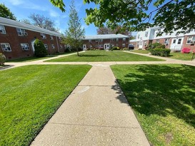 Home for Sale Oakland Gardens, Queens