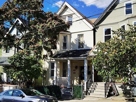 Single-family for Sale St George, Staten Island