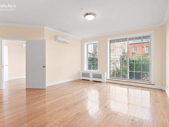 Condo for Sale Greenpoint, Brooklyn