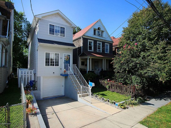 Single-family for Sale St George, Staten Island