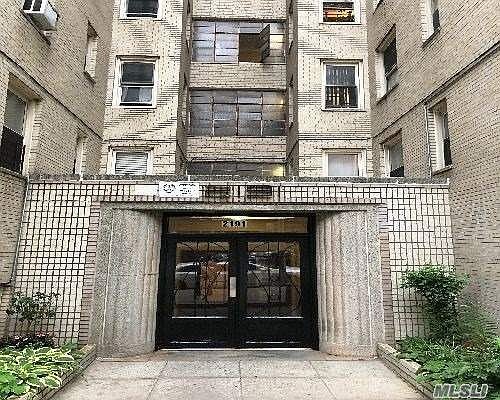 Condo for Sale Pelham Parkway, Bronx