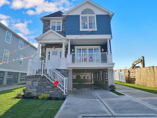 Single-family for Sale Princes Bay, Staten Island