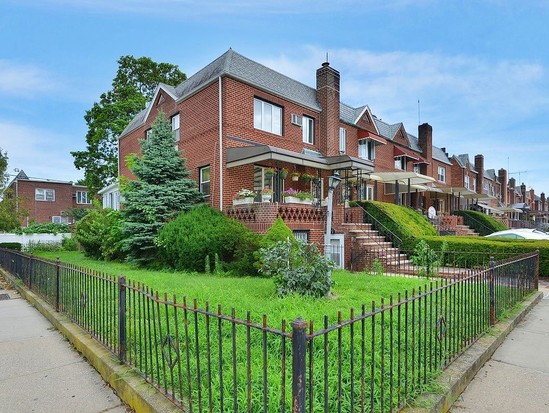 Single-family for Sale Sheepshead Bay, Brooklyn