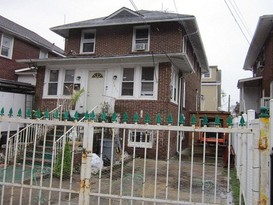 Home for Pre-foreclosure / auction Far Rockaway, Queens