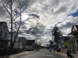 Home for Pre-foreclosure / auction Mariners Harbor, Staten Island