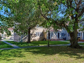 Home for Sale Oakland Gardens, Queens