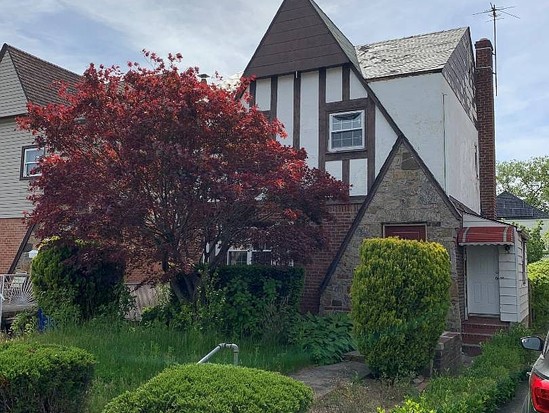 Single-family for Sale Cambria Heights, Queens