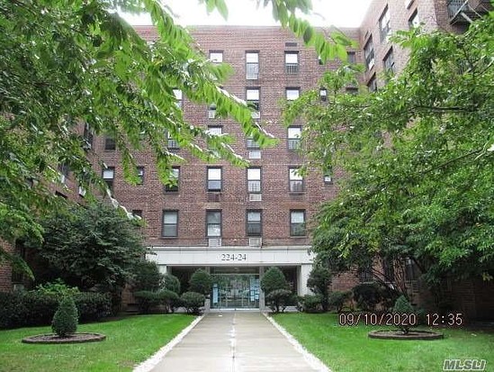 Condo for Sale Oakland Gardens, Queens