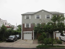 Home for Pre-foreclosure / auction Bayside, Queens