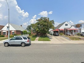 Home for Pre-foreclosure / auction Queens Village, Queens