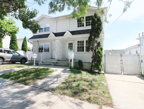 Single-family for Sale Castleton Corners, Staten Island