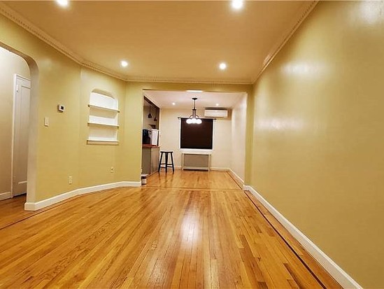 Townhouse for Sale Laurelton, Queens