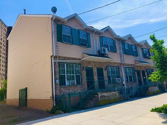 Single-family for Sale Coney Island, Brooklyn