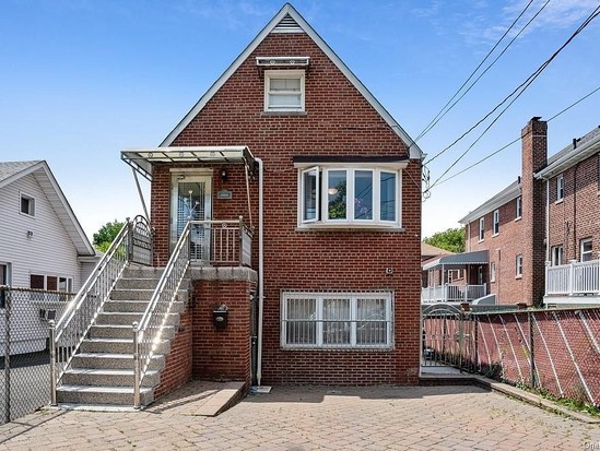 Single-family for Sale Pelham Gardens, Bronx