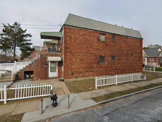 Single-family for Pre-foreclosure Cambria Heights, Queens