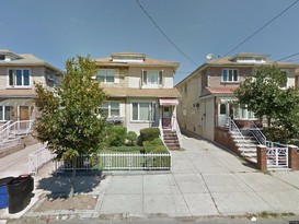 Home for Pre-foreclosure / auction Gravesend, Brooklyn