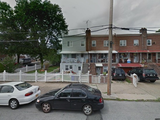 Multi-family for Pre-foreclosure Throggs Neck, Bronx