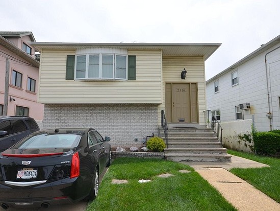 Single-family for Sale New Dorp, Staten Island