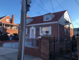 Home for Pre-foreclosure / auction Pelham Gardens, Bronx