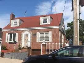 Home for Pre-foreclosure / auction Pelham Gardens, Bronx